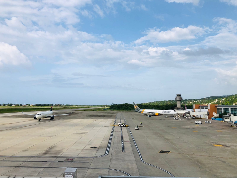 Photo & Video Gallery - Montego Bay Jamaica Airport